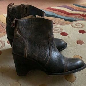 Bedstu Boots Size 10